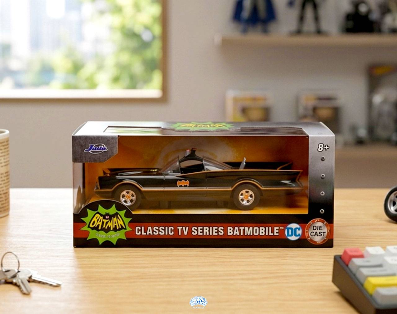 Batmobile (Classic) Escala 1:32 - Batman Classic TV Series Jada Toys