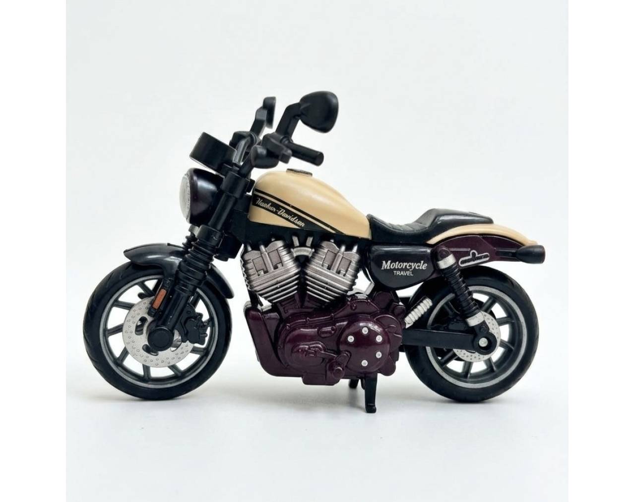 Motocicleta Chopper Black & Sand (Escala 1:14) - Die-Cast ZXY Candy Toys