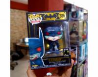Batman (Red Rain) - DC Batman Pop! Vinyl