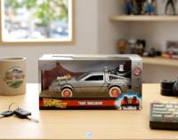 DeLorean Time Machine (Tires) 1:32 - Back to the Future III - Die Cast Jada Toys