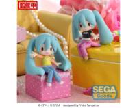 Hatsune Miku (Cajita sorpresa) - Love And Berry Dress Up And Dance!- Fuwa Petit Perching Mini Figure