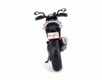 Ducati Hypermotaro SP 2013 Escala 1:12 - Die-Cast Maisto