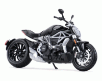 Ducati X Diavel S Escala 1:12 - Die-Cast Maisto